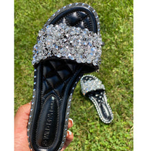 Load image into Gallery viewer, Black shimmer sandal

